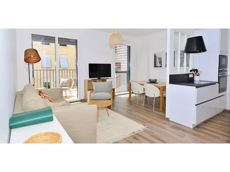 location appartement 2 pièces 53 m² à lyon 4 (69004)