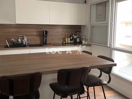 location appartement 3 pièces 72 m² à lyon 7 (69007)