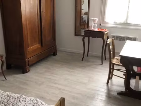 location appartement 1 pièce 12 m² à lyon 8 (69008)