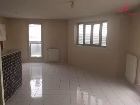 location appartement 3 pièces 66 m² à lyon 8 (69008)