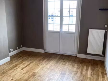 location appartement 3 pièces 72 m² à lyon 8 (69008)