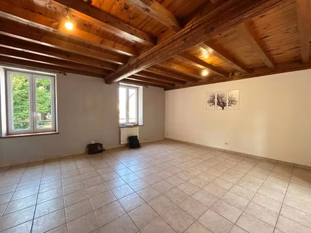 location appartement 4 pièces 89 m² à thurins (69510)