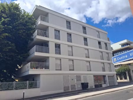 location appartement 2 pièces 40 m² à villefranche-sur-saône (69400)