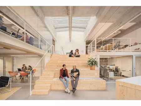 location commerce 560 m² à lyon 9 (69009)