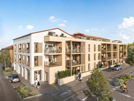 location commerce 91 m² à sérézin-du-rhône (69360)