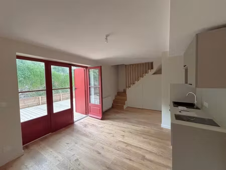 location appartement 2 pièces 44 m² à charbonnières-les-bains (69260)