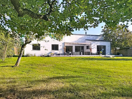 superbe maison de plain pied à vendre à 900 m du bourg de surzur