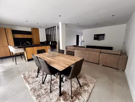 location appartement 3 pièces 87 m² à archamps (74160)