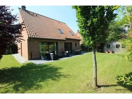 maison de 5 pièces de luxe en vente à phalempin  hauts-de-france