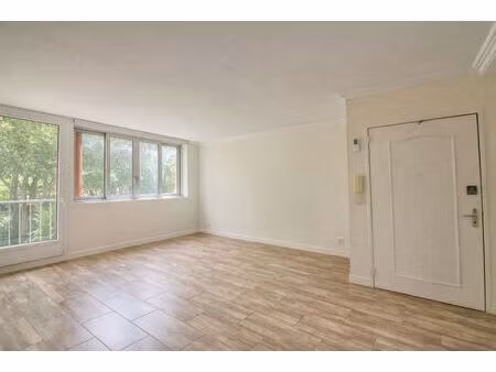 appartement avec 4 chambres entre le centre ville et fontaine michalon
