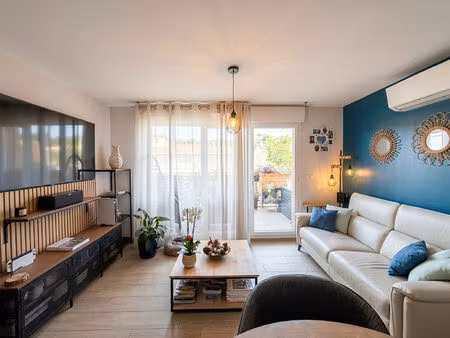 exclusivité - appartement t3 récent 62 74 m² avec terrasse  2 parkings et ascenseur à gard