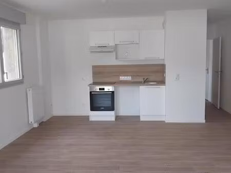 appartement t3 la chapelle sur erdre - 64.1 m2 813 euros
