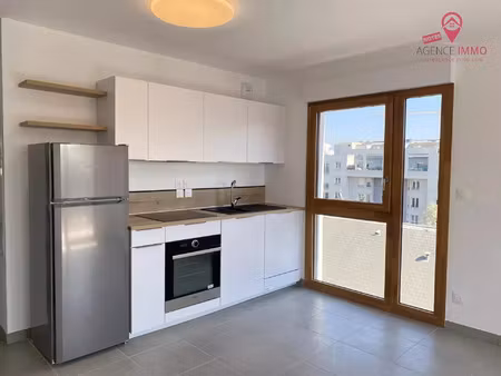 location appartement 3 pièces 60 m² à lyon 8 (69008)