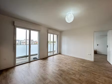location appartement 2 pièces 44 m² à reims (51100)