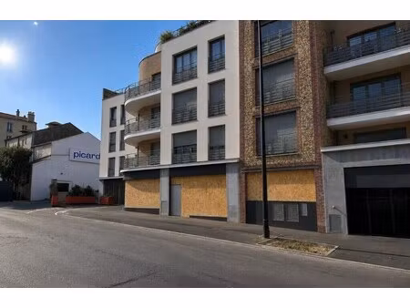 location commerce neuilly plaisance 93360 105m²