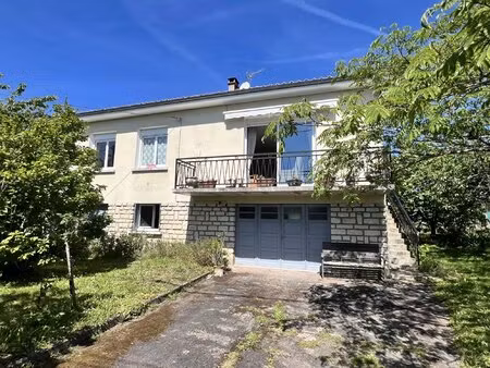 jolie maison de 85 m² à champs-romain