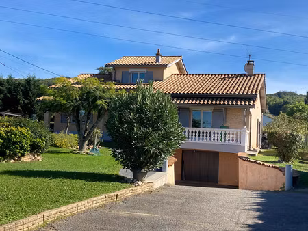 vente maison 6 pièces 160 m² simandres (69360)