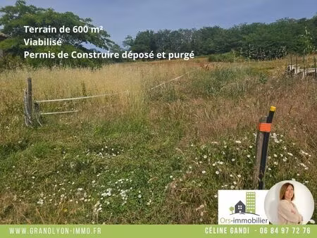 les côtes-d'arey terrain viabilisé de 600 m² avec permis de c