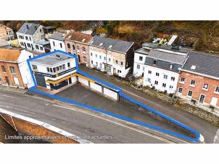 atelier avec parking + appartement 2ch