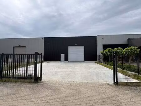 bien professionnel à louer à balen € 1.995 (lplgh) - verlinden vastgoedgroep bv | zimmo