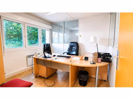 vente locaux professionnels 110 m² à évry-courcouronnes (91000)  110 000 €