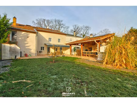 maison 12 pièce(s) 352 m2