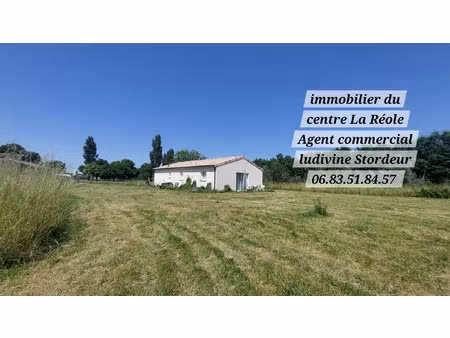 maison de 2022 de 80 m2 avec garage sur 1631 m2