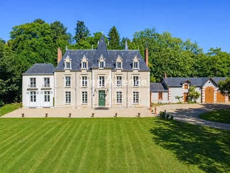 chateau 16 pièces 400 m²