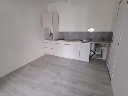 location maison 2 pièces 34 m² à jouarre (77640)  550 €