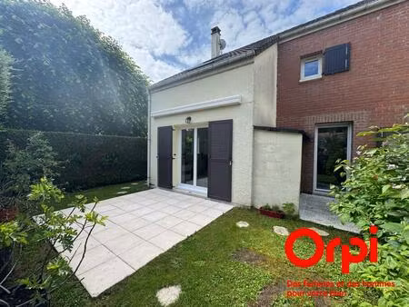 maison 3 chambres et bureau  garage et jardin !