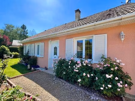 maison plain-pied : 4 pièce(s) 90 m2 - jardin et garage