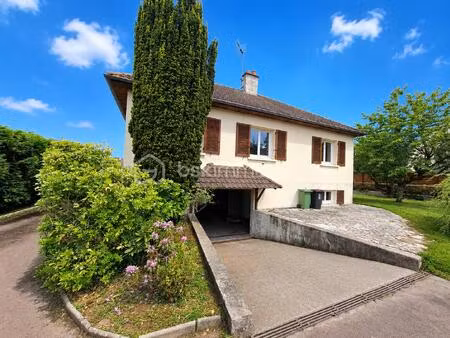 maison traditionnelle de 75 m² à rogny-les-sept-ecluses