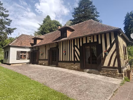 maison de 102 m2 avec 3 chambres  et son annexe en gite de 6