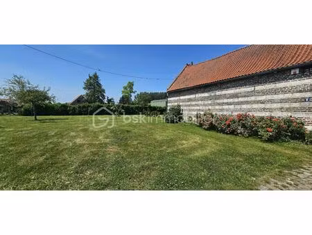 corps de ferme de 240 m² à cappelle-en-pevele