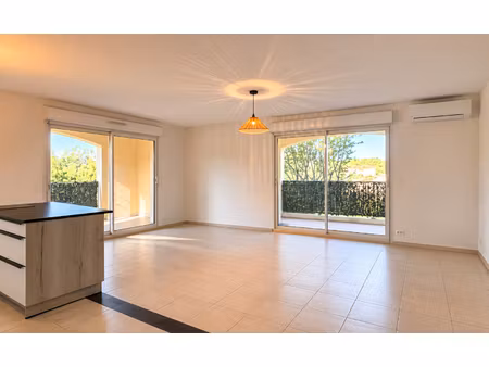 à louer t3 avec terrasse et garage