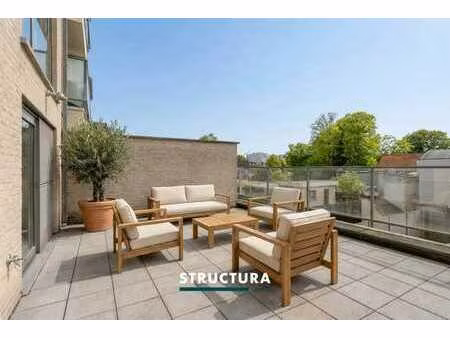 appartement avec spacieuse terrasse orientée sud-ouest