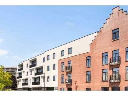 appartement récent avec 2 chambres et terrasse
