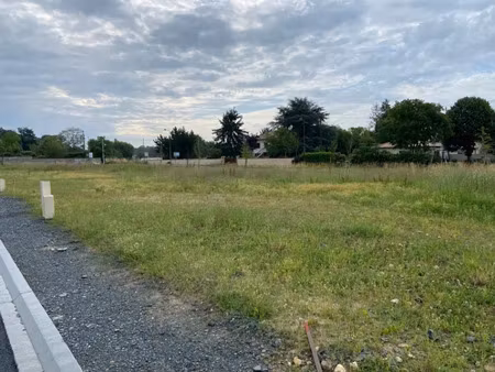 vente terrain 400 m² à créon (33670)  95 000 €