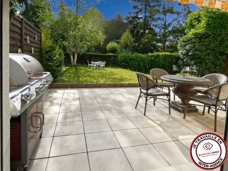 bel appartement f4 avec jardin  box et cave