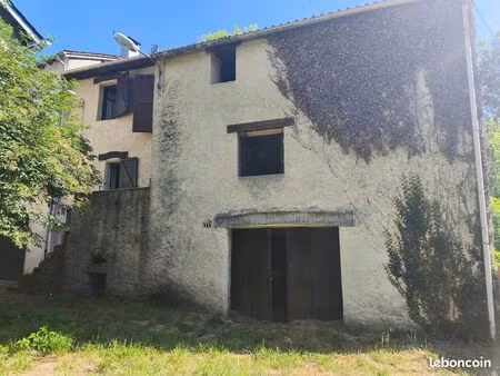 maisons de village avec terrasses