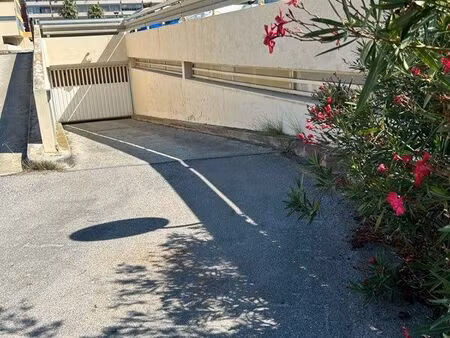 location parking en sous-sol à canet sud