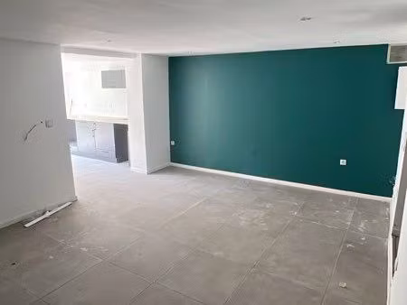 t2 bis 59 m2 avec jardin en souplex à mons en baroeuil