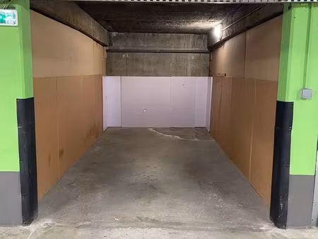 garage/parking hyper centre résidence sécurisée