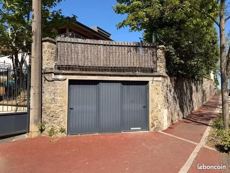 cave 16m2 - accès direct  proche centre et moyens de transport