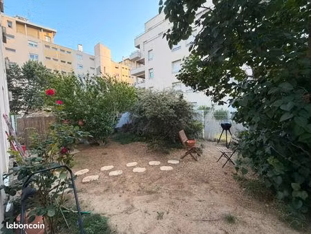 appart t2 de 48m2 avec jardin de 100m2 à bagneux