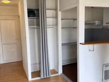 studio 20 2m² meublé balcon