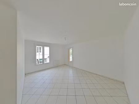 appartement 60 m² montmorillon