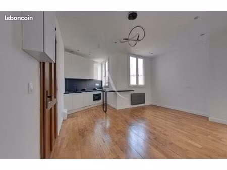 studio 1 pièce 25 m²