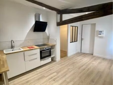 joli t1 bis en centre ville