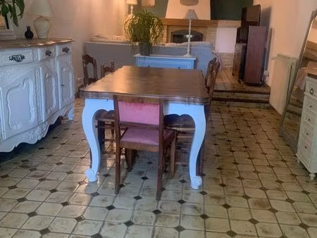 maison centre du village